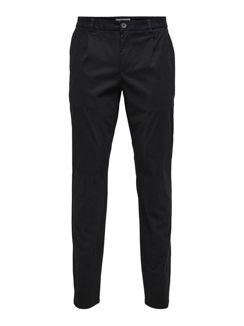 22016775/Black