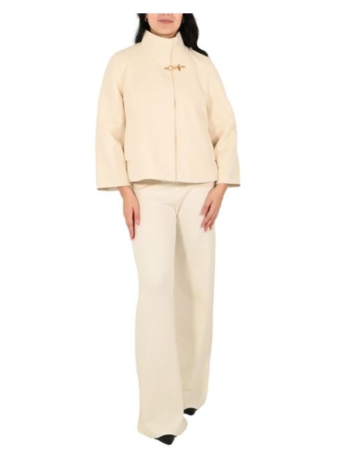 CAPPA CORTA CON GANCIO MARKUP | MW9640607/LATTE