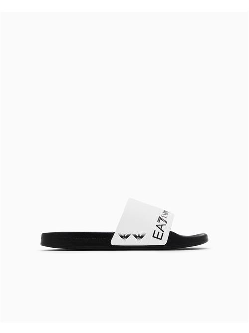 BLACK/WHITE