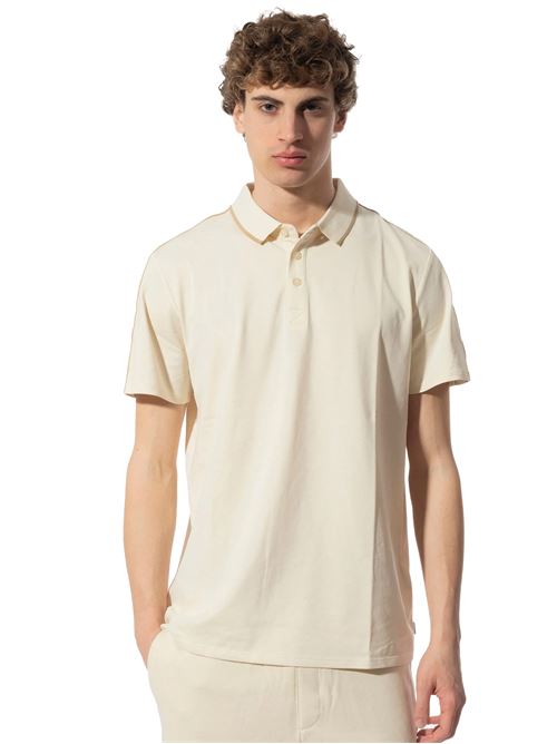RESORT SAND