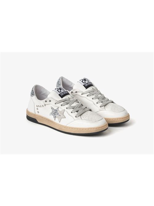 SNEAKERS WEEK STAR BIANCO/ARGENTO CON BORCHIE 2STAR | 2SD5028/064