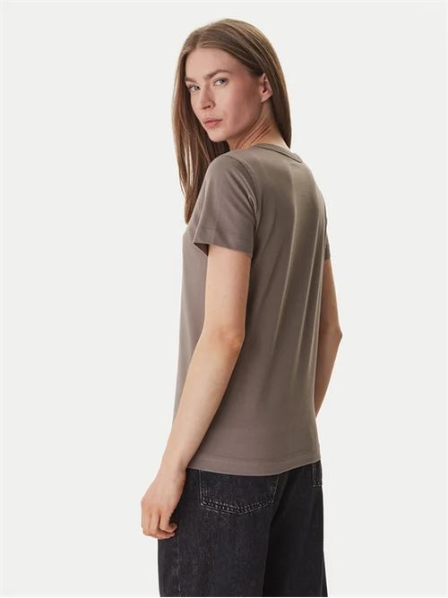  GUESS | W6GI08K3023/G1EC