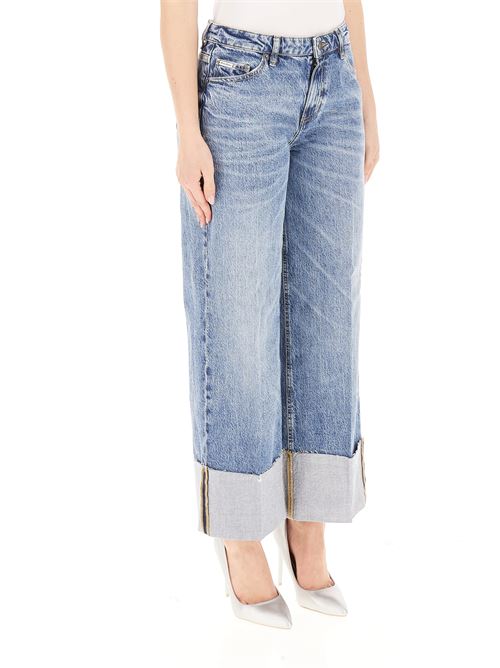  GUESS | W6RA2BD5M5M/GVMU