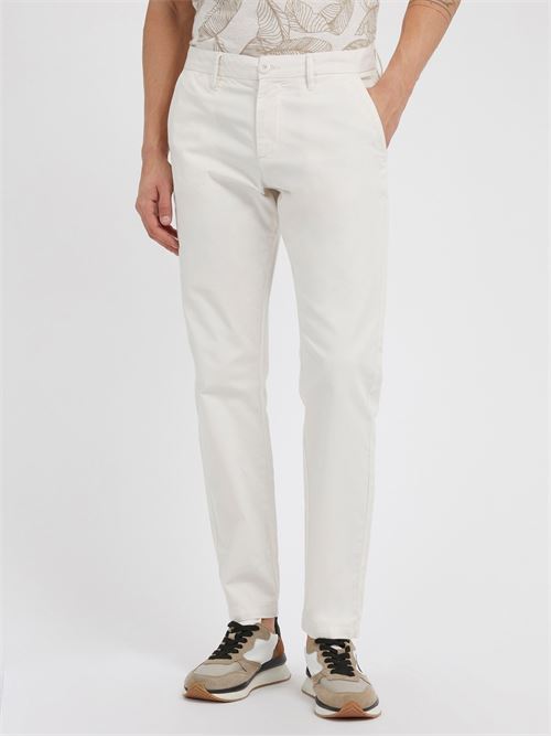 MYRON GUESS | M3GB26WFBW3/G9L9